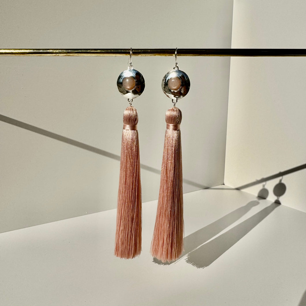 Lunara Tassel, Blush