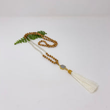 Load image into Gallery viewer, Moonstone Mala